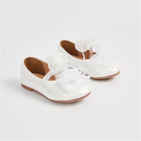 Buy Juniors Floral Applique Ballerinas from Juniors at just INR 999.0 ...