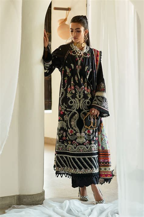 Suffuse by Sana Yasir Online Store | Sana Yasir Freesia, Lawn & Luxury ...