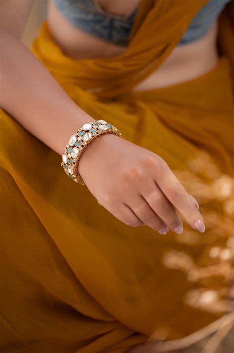 Zakina Mint Polki Bangle – Do Taara
