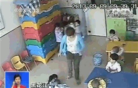 黑龙江一幼儿园女老师殴打幼童：一脚踹出半米_新闻_腾讯网