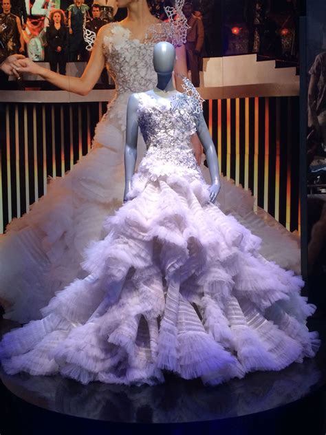 Katniss everdeen wedding dress 60 photos - Astyledwedding.com