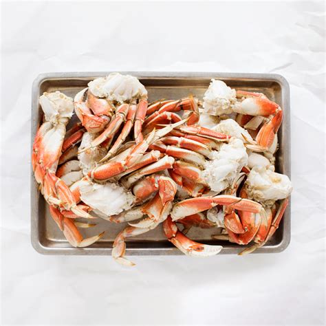 Dungeness Crab | Alaskan Dungeness Crab Clusters 3 Lb. – Alaskan King ...