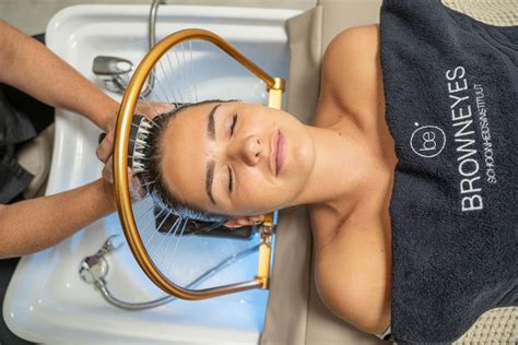 Japanese Head Spa • BROWNEYES