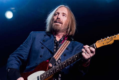 Tom Petty Biography | Career, Net Worth, Wife, Kids, Death