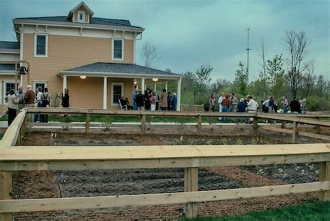 Frederik Meijer Gardens marks 30 years as major Michigan cultural ...