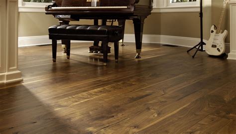 Trending Dark Engineered Wood Flooring To Upgrade