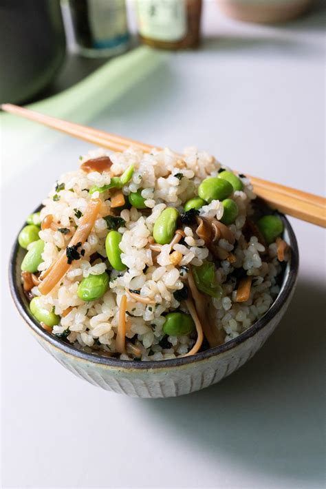 Rice Cooker Recipe: Edamame Rice - Onolicious Hawaiʻi