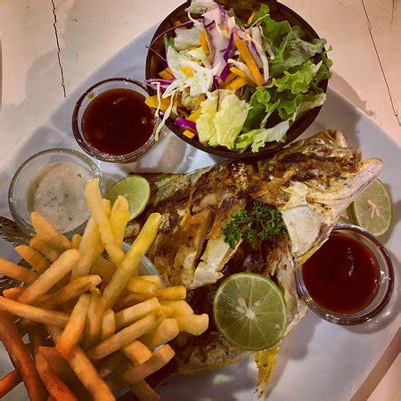 CENTRAL BEACH INN, Mirissa - Restaurant Reviews, Phone Number & Photos ...