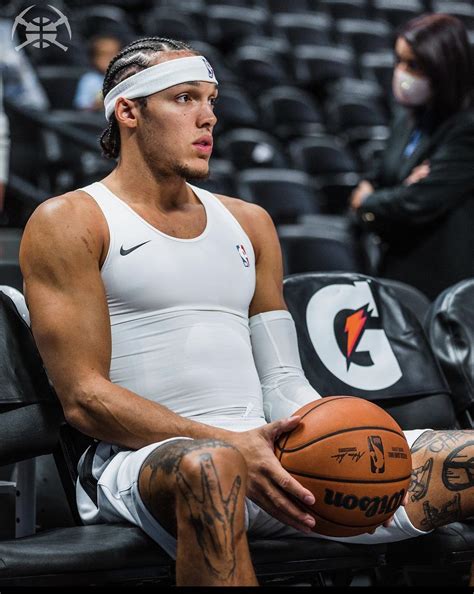 Pin by ruthann curtis on " SPORTS"⭐♠⚽⚾ | Basketball pictures poses ...