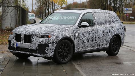 Spied: All-new BMW X7 spotted testing - Overdrive