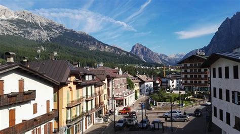 Good base for the night - Review of Hotel Aquila, Cortina d'Ampezzo ...