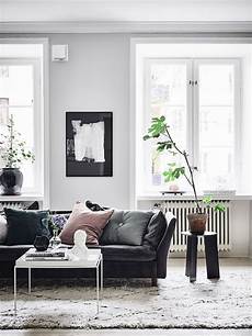 Black Leather Living Room Decorating Ideas by 5 Black Leather Sofas Or We Found What Your Living Room Black Leather Living Room Decorating Ideas