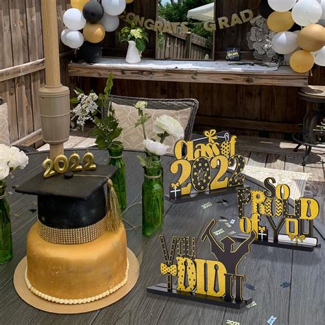 Taoup 2022 Graduation Party Table Decorations, 4 Pieces India | Ubuy