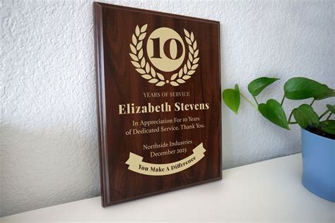 10 Year Work Anniversary Gift Award Ten Years of Service - Etsy Canada