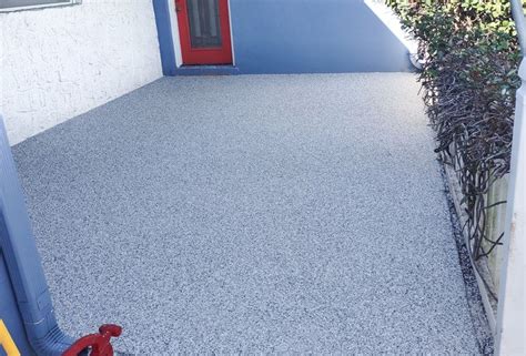 Why is polyurea coating the best choice for garage floors?