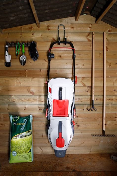 Leroy Merlin lancia un tosaerba a tre ruote: l'innovazione  