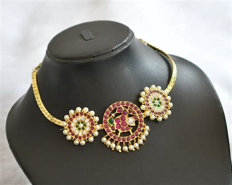 Gold tone semi precious kemp-green-white pearl peacock round necklace ...