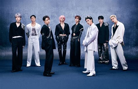 ATEEZ 2025 WORLD TOUR [IN YOUR FANTASY] IN NORTH AMERICA in Los Angeles ...