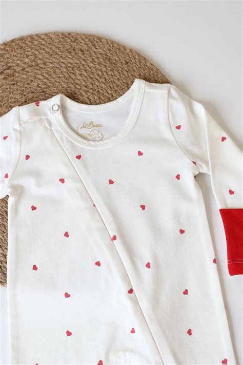Red Hearts-Love Suit-Newborn Baby Sleepsuit – LilBontre