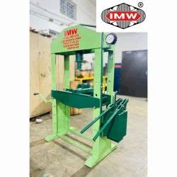 Manufacturer of Cylinder Boring Machine & Hydraulic Honing Machine by ...