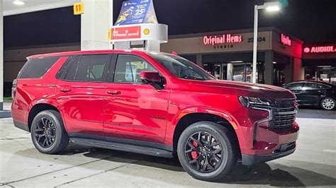 2023 Chevy Tahoe MPG: 6.2L Does Well at Highway Speeds