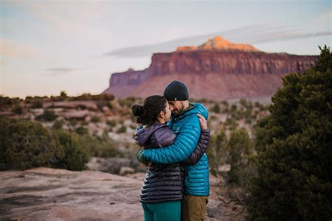 Chilly Creeksgiving Climbing Engagements in Indian Creek near Moab, UT ...