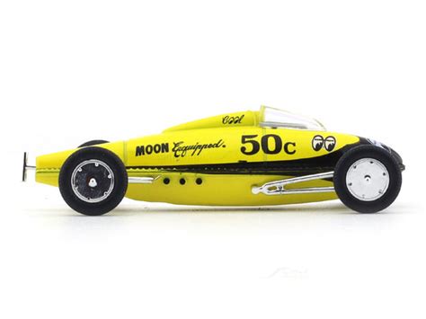 BELLY TANKER “MOONEYES” 1:64 M2 Machines diecast scale model ...