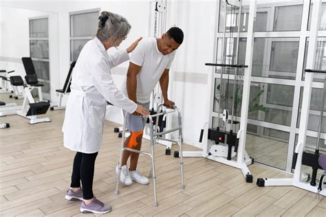 Best Hospital for Paralysis Treatment in Kolkata - MRC