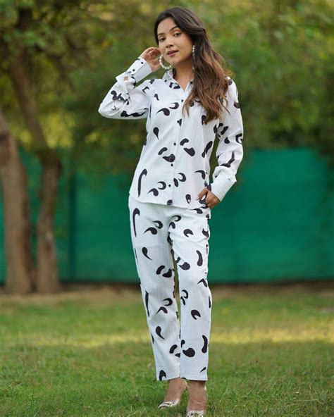 White With Black Texture Co-Ord Set