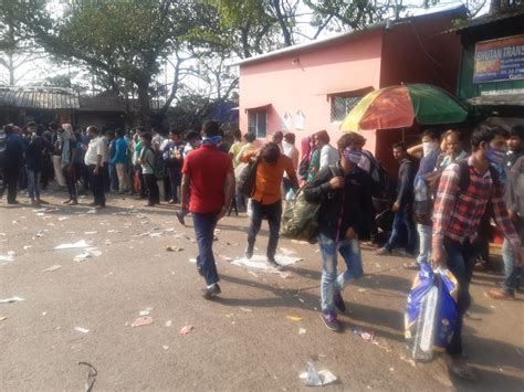 dharmatala bus stand people gathering before lockdown, see the pictures ...