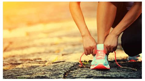 Walking for weight loss post 45? Add these 6 tweaks to burn more fat ...