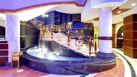 14-Night Umrah Packages from Mumbai - INR 1,28,529