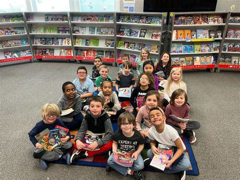 Washington Elementary School Scholastic Book Fair (PHOTOS)