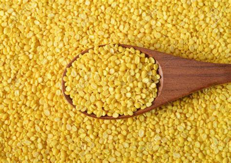 MIRCHIMINTS Yellow Moong dal/pasi paruppu/cherupar parippu 1kg : Amazon ...