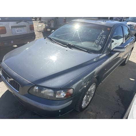 2004 Volvo S60