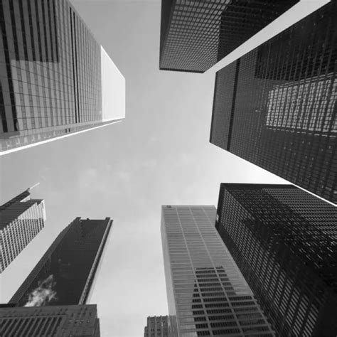 Financial Services 的图像结果