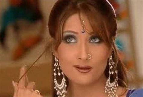 #ThrowbackThursday: When Urvashi Dholakia as Komolika created ripples ...