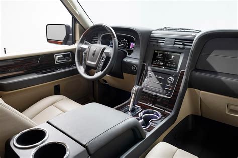 2015 Lincoln Navigator Official Unveiled - autoevolution