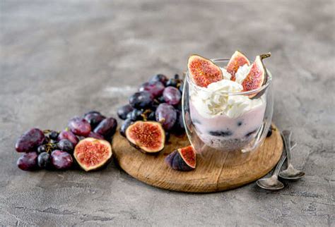 Dry Grapes Benefits and Uses for Health, Skin and Hair | Femina.in