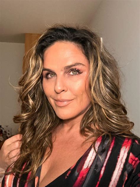 Lyndhurst escorts and private escorting services - Scarlet Blue.