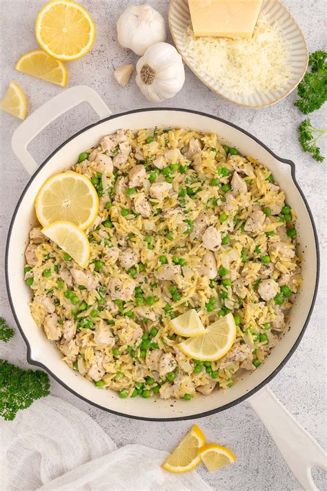 One Pot Lemon Chicken Orzo [Easy To Make!] - The Clean Eating Couple