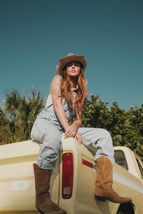 Country Girl Boots 的图像结果