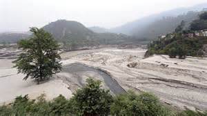 गर्मी में गंगा ग्लेशियर से नहीं बल्कि भूजल से बहती है... IIT की स्टडी ...