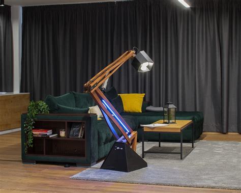 How to decorate with oversized floor lamps - Livinator