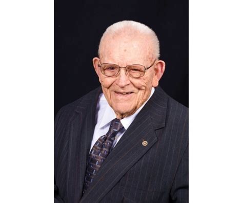 Warren Laird Obituary (2024) - Peru, IN - Chronicle-Tribune