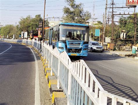 Indore: Crowd had gathered to say goodbye to BRTS इन्दौर : बीआरटीएस टा ...