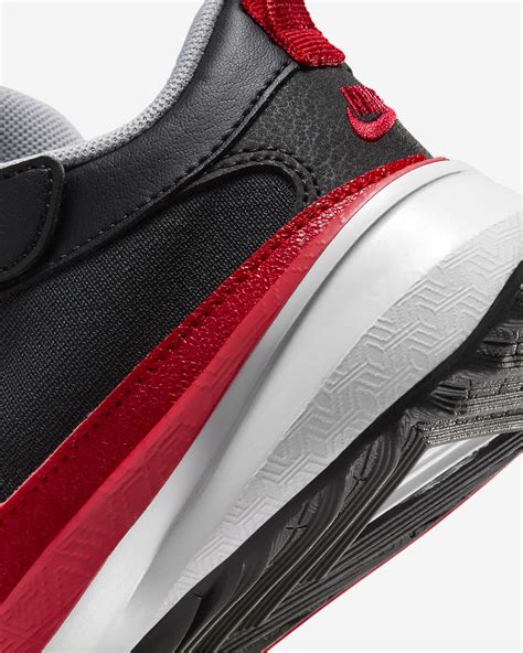 Giannis Freak 5 Younger Kids' Shoes. Nike VN