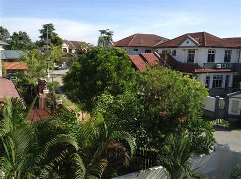 RUMAH PUTIH BED AND BREAKFAST (Sepang) - B&B Reviews, Photos, Rate ...