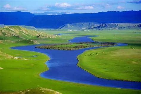 巴音郭楞蒙古自治州地理情况（巴州历史、气候及盛产美食）-我爱育娃