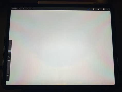 Yellow discoloration at the bottom of iPad Pro screen : r/iPadPro